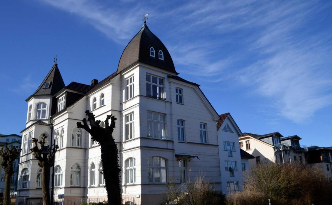 Schloss Hohenzollern 1 Heringsdorf  Exterior foto